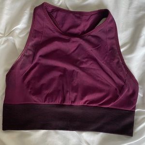 Lululemon maroon sports bra